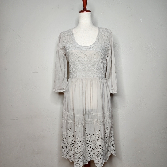 Johnny Was Beige Eyelet Embroidered Tan Dress Size Small - Picture 1 of 11